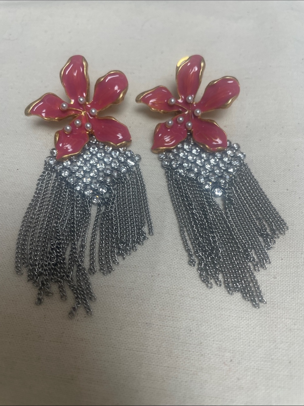 Vintage Coral Floral Earring w/ Cascade Rhinestones - Picture 1 of 7
